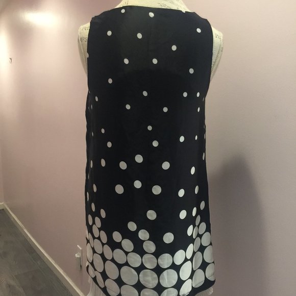 Size S Polka dot sleeveless satin dress black & white pleated trim button decor - Picture 4 of 10